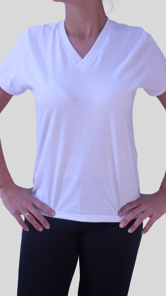 Camiseta Baby look- feminina branca- Decote V