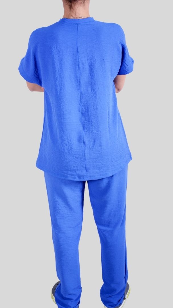 Scrub Feminino- Conjunto privativo- crepe azul royal