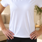 Camiseta Baby look- feminina branca- Decote V