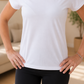 Camiseta Baby look- feminina branca- Decote R