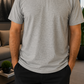 Camiseta Unissex- Cinza- Decote Redondo