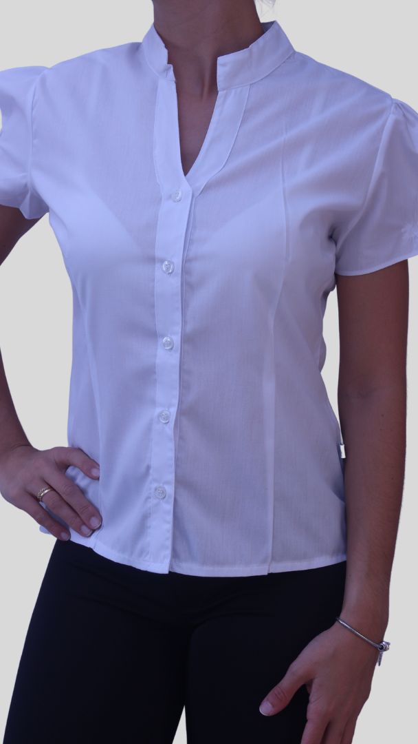 Camisa Feminina- Gola Padre- manga curta- branca – Ateliê Uniformes